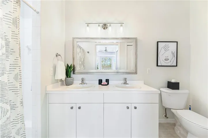 2730  Cypress Trace  CIR, Naples, FL 34119
