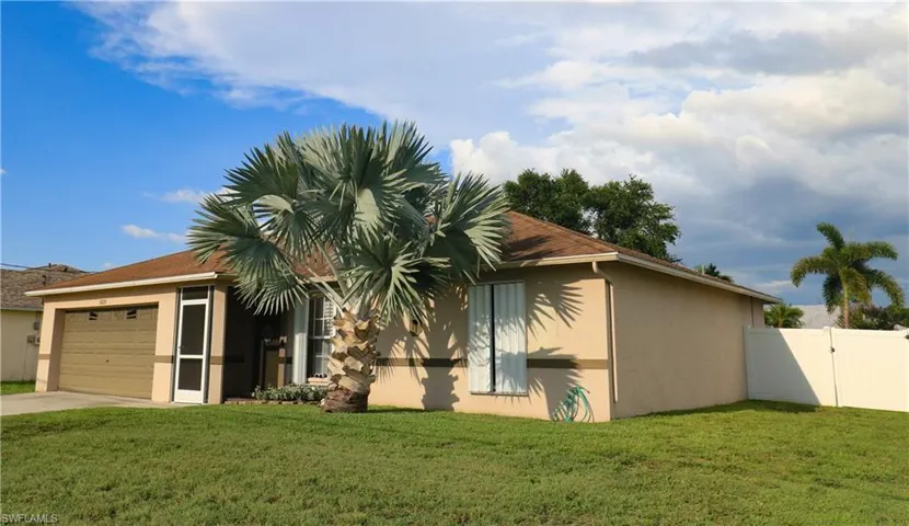 3825 Sw 11th Ave, Cape Coral Fl 33914