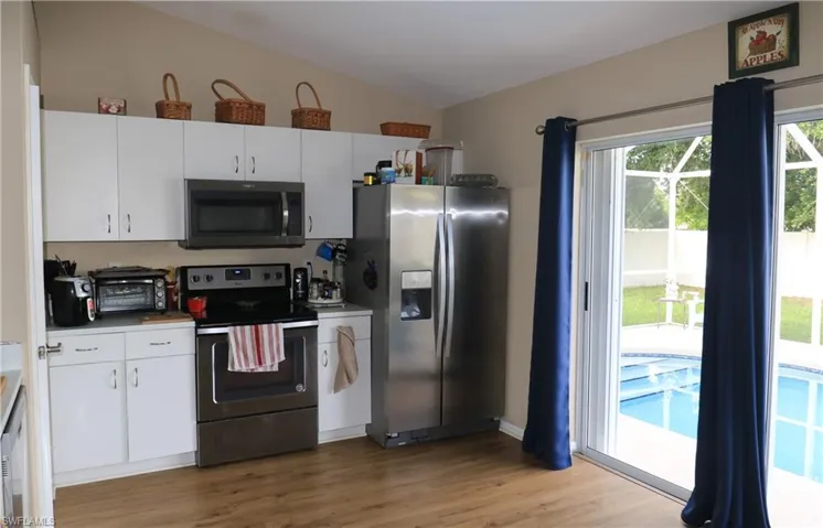 3825 Sw 11th Ave, Cape Coral Fl 33914