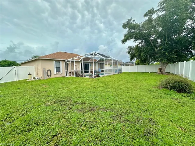 3825 Sw 11th Ave, Cape Coral Fl 33914