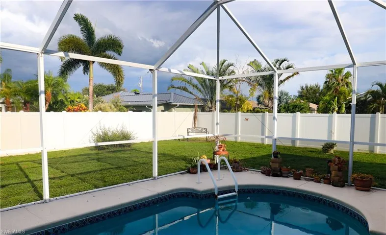 Privacy fence all around the backyard