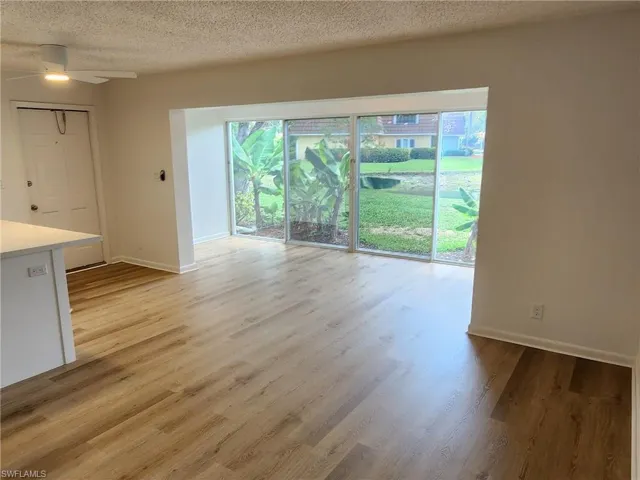 20  Bob O Link  CT, Naples, FL 34105