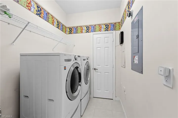 7090 Bay Woods Lake Ct 201, Fort Myers, Florida 33908