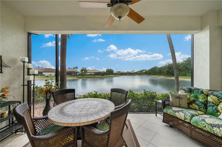 6414  Legacy  CIR, Naples, FL 34113