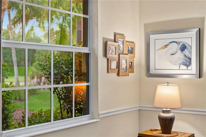 6414  Legacy  CIR, Naples, FL 34113