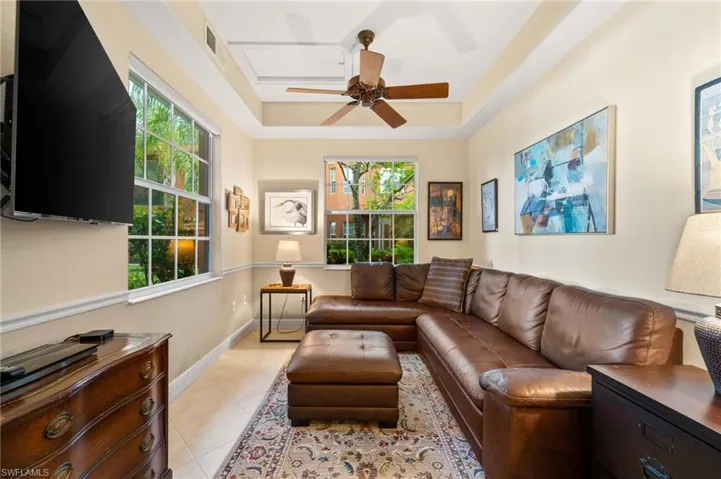 6414  Legacy  CIR, Naples, FL 34113