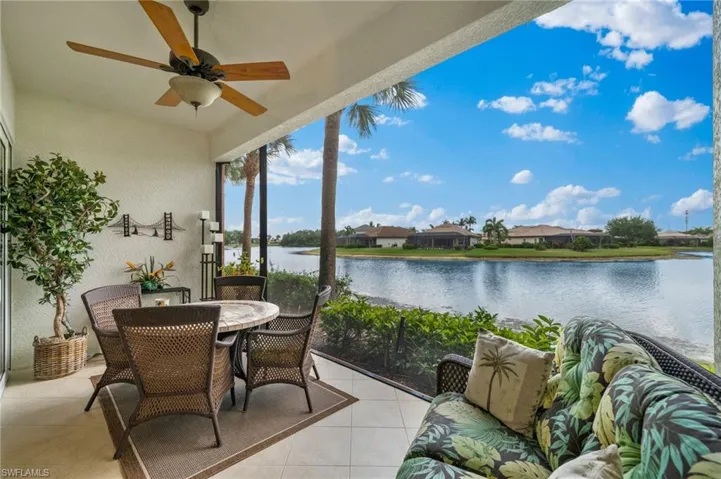 6414  Legacy  CIR, Naples, FL 34113