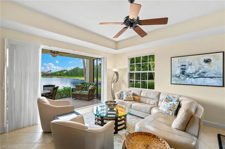 6414  Legacy  CIR, Naples, FL 34113