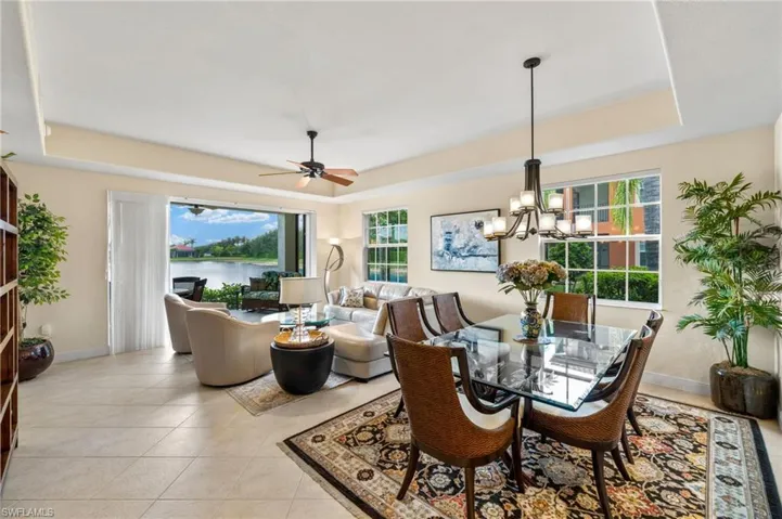 6414  Legacy  CIR, Naples, FL 34113