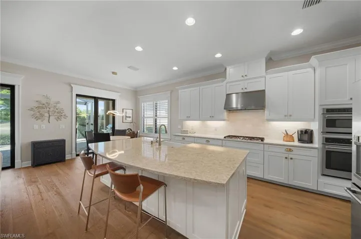 8735 Cavano St E, Naples, Florida 34119