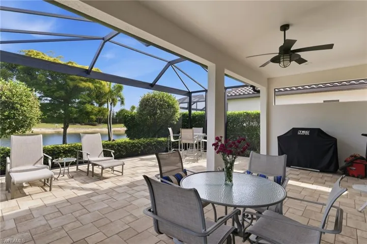 8735 Cavano St E, Naples, Florida 34119