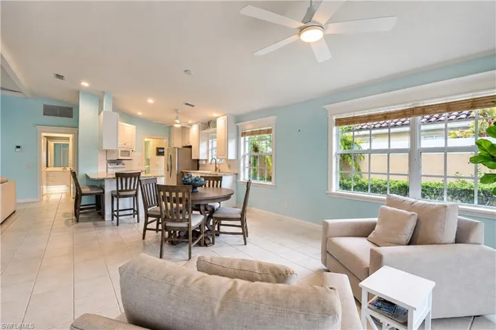 5434 Guadeloupe Way, Naples, Florida 34119
