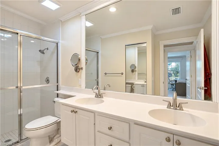 5434 Guadeloupe Way, Naples, Florida 34119