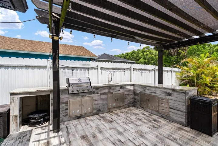 4700 32nd Ave Sw, Naples, Florida 34116
