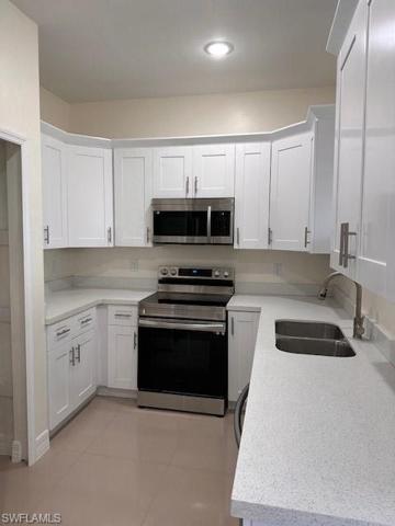 Deep Kitchen