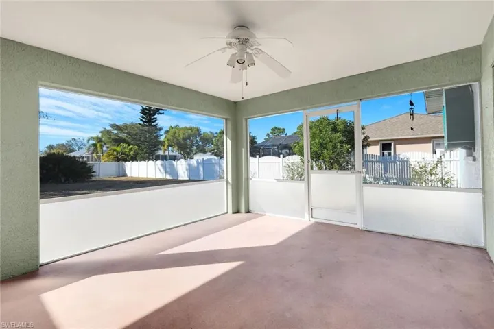 Lanai Toward Back Yard