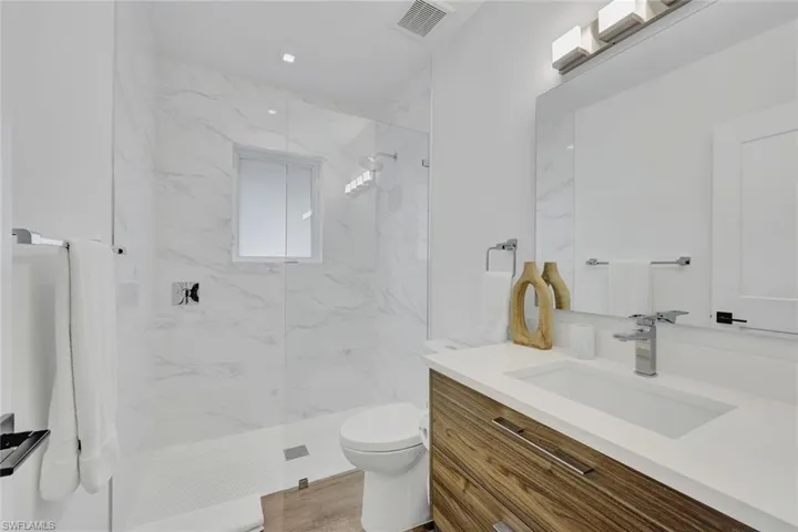 860 Partridge Ct, Marco Island, Florida 34145