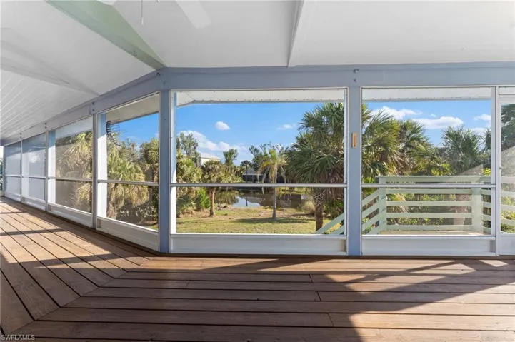 Wrap Around Lanai