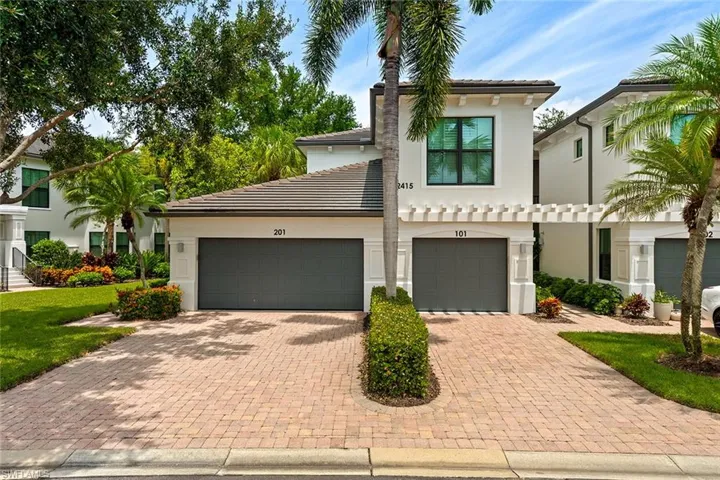 2415 Ravenna Blvd 101, Naples, Florida 34109