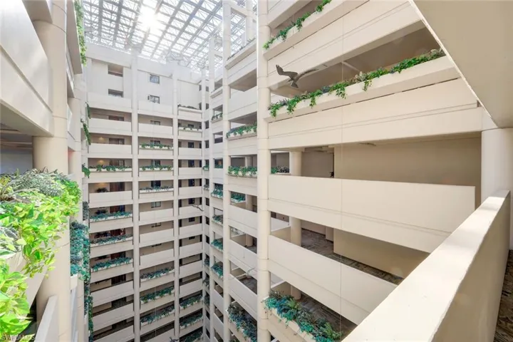 Center Atrium allowing natural light to flow through all 18 floors