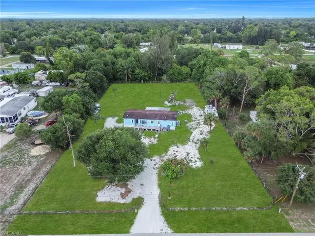 7993 Ebson Dr, North Fort Myers, Florida 33917