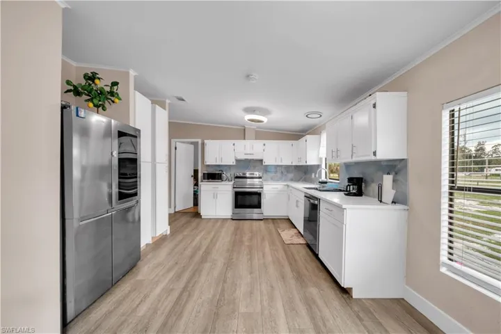 7993 Ebson Dr, North Fort Myers, Florida 33917