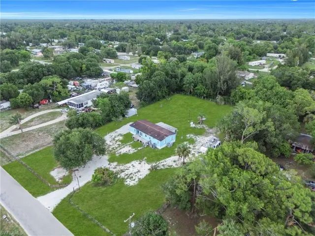 7993 Ebson Dr, North Fort Myers, Florida 33917