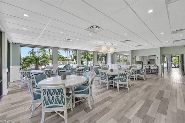 4008 Crayton Rd A1, Naples, Florida 34103
