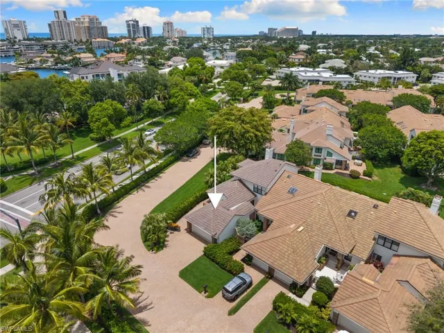 4008 Crayton Rd A1, Naples, Florida 34103