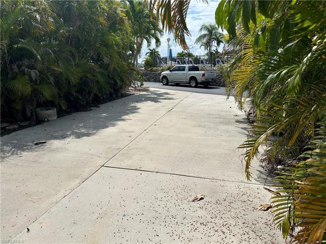 Lot 271-looking to front of lot
