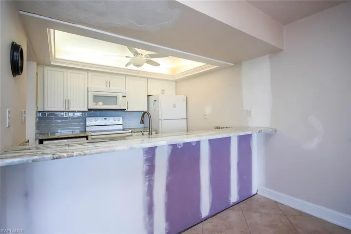 Breakfast bar