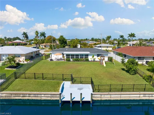 4407 SE 10th  AVE, Cape Coral, FL 33904
