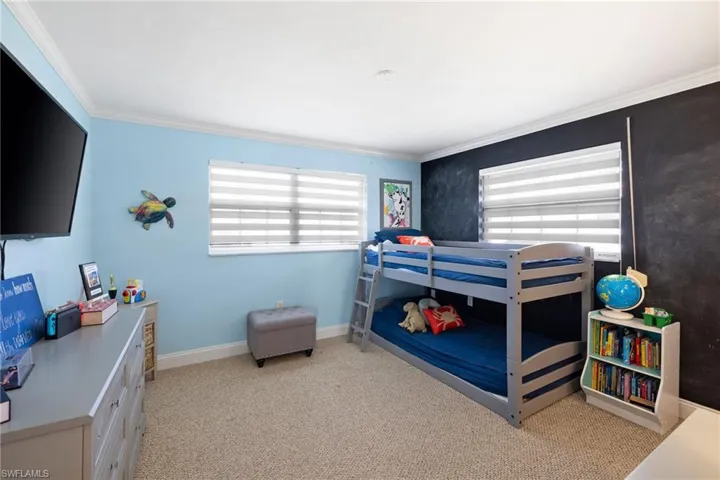 4407 SE 10th  AVE, Cape Coral, FL 33904