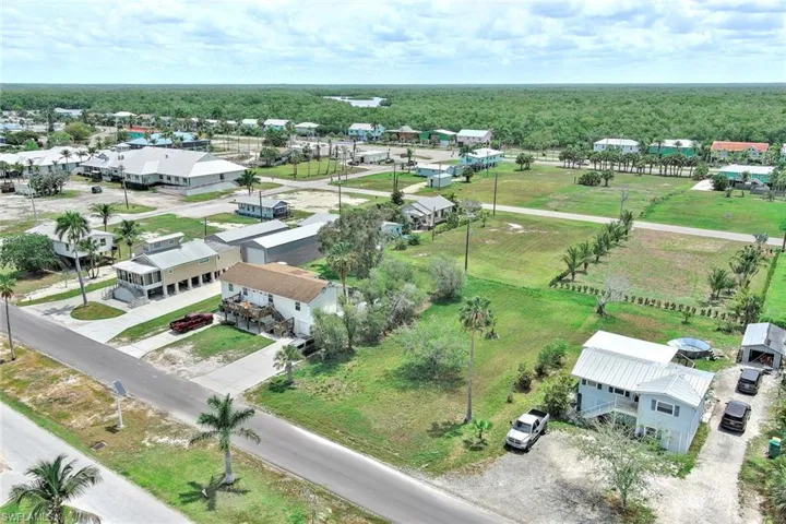 506 Copeland Ave N, Everglades City, Florida 34139