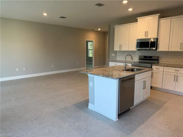 2714 47th St W, Lehigh Acres, Florida 33971