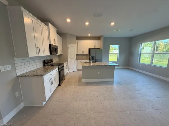 2714 47th St W, Lehigh Acres, Florida 33971
