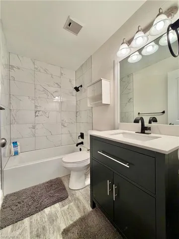 6220 Timberwood Cir 122, Fort Myers, Florida 33908