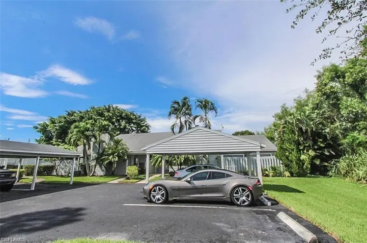 6220 Timberwood Cir 122, Fort Myers, Florida 33908