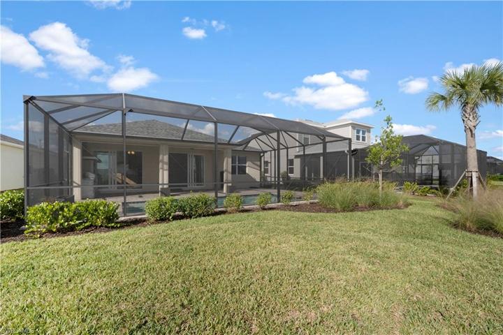 42370  Edgewater  DR, PUNTA GORDA, FL 33982