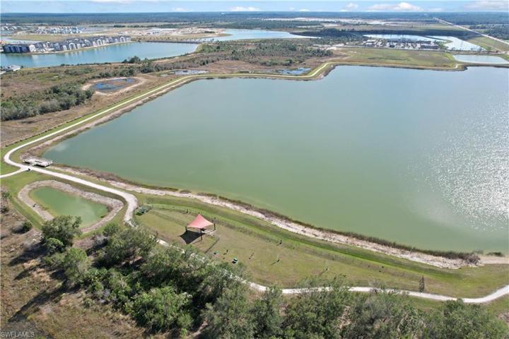 42370  Edgewater  DR, PUNTA GORDA, FL 33982