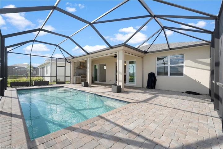 42370  Edgewater  DR, PUNTA GORDA, FL 33982