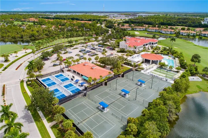 4904 Sedgewood Ln, Naples, Florida 34112