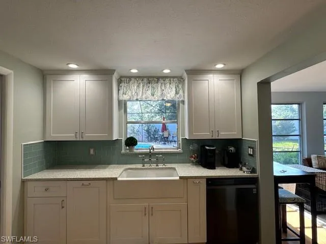 Sea Green, Glass Tile Backsplash, Cast Iron Farm Sink, Sea Glass, Quartz Counter Tops