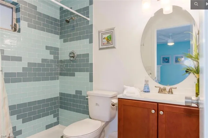 1438 Windsor Ct, Cape Coral, Florida 33904