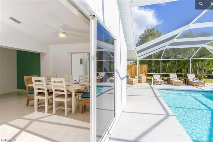 1438 Windsor Ct, Cape Coral, Florida 33904
