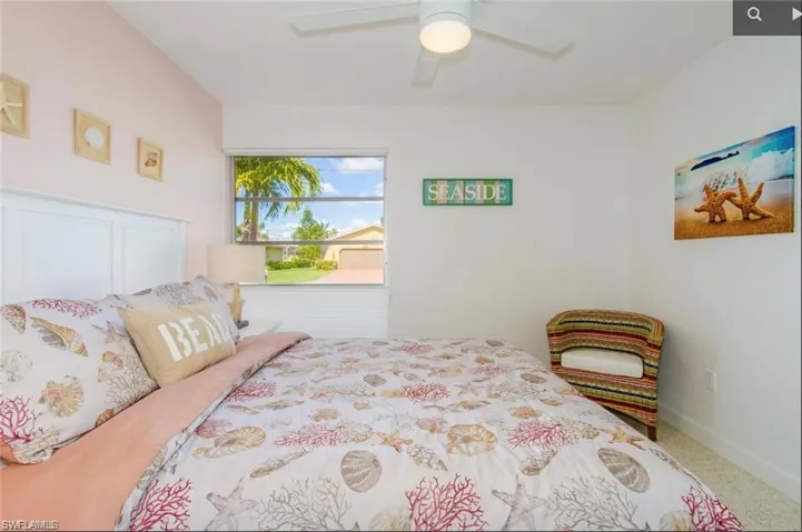 1438 Windsor Ct, Cape Coral, Florida 33904