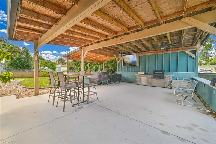 427 Stockton St, North Fort Myers, Florida 33903