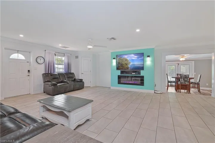 427 Stockton St, North Fort Myers, Florida 33903
