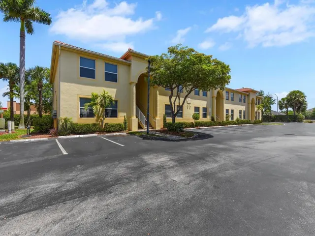 4117 Bellasol Cir # 122, Fort Myers Fl 33916