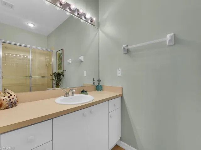 4117 Bellasol Cir # 122, Fort Myers Fl 33916